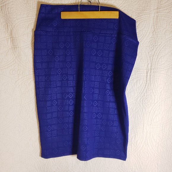 LuLaRoe Dresses & Skirts - Large - LuLaRoe Cassie Skirt